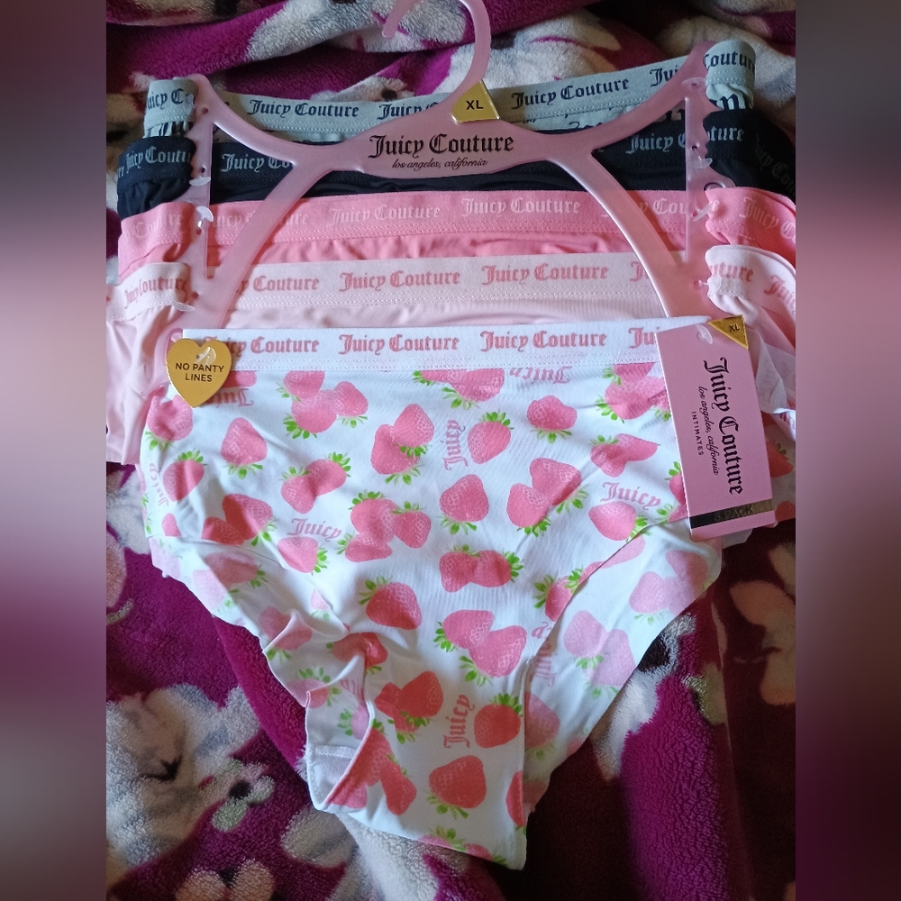 Juicy Couture Strawberry Print Panties Set Xl